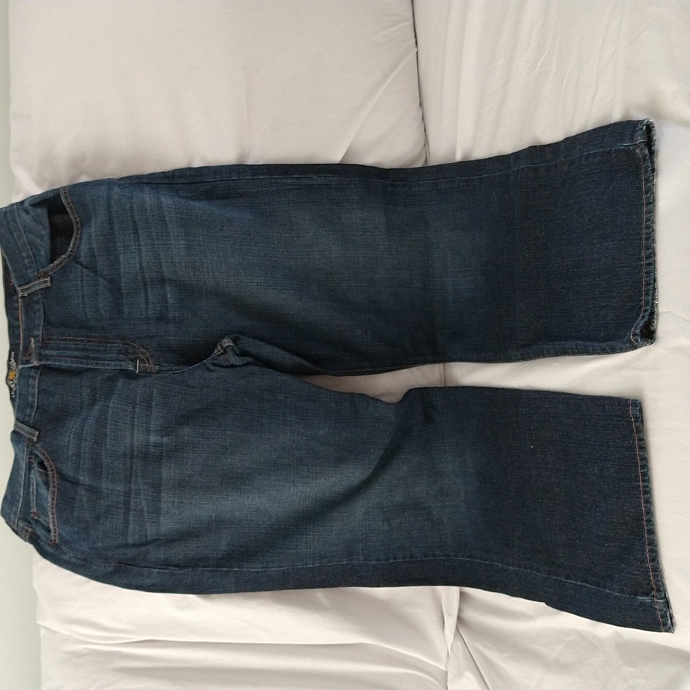 Lucky Brand Jeans  165 Straight Men's Size 38x32 - Very Nice Jeans